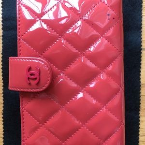 Chanel wallet